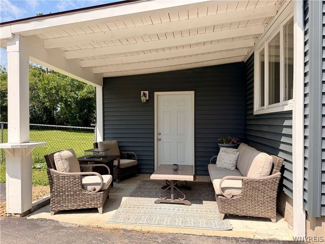 6975 Michael Road, Orchard Park, NY 14127