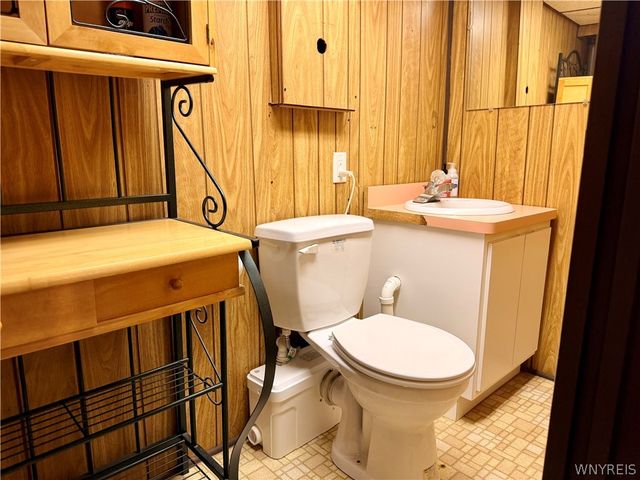 6975 Michael Road, Orchard Park, NY 14127
