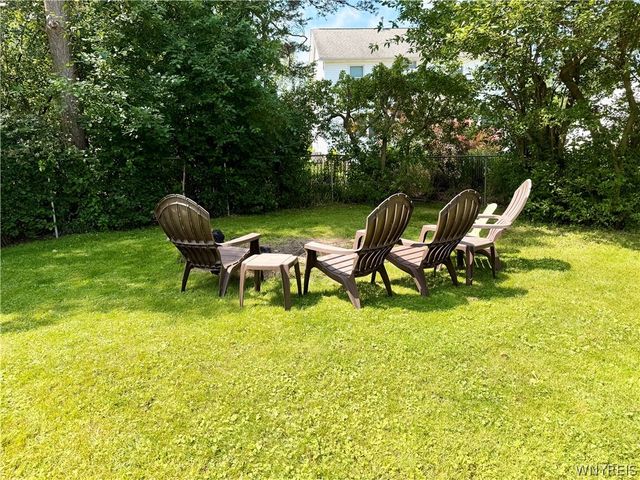 6975 Michael Road, Orchard Park, NY 14127