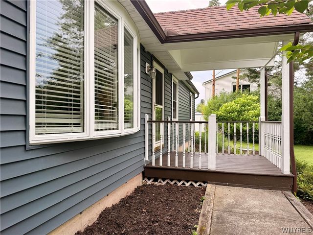 6975 Michael Road, Orchard Park, NY 14127