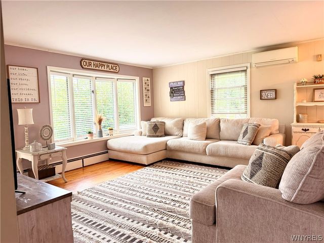 6975 Michael Road, Orchard Park, NY 14127