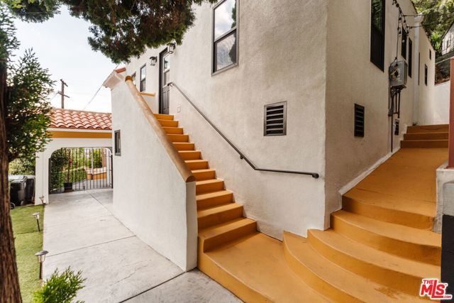 3135 Minnesota Street, Los Angeles, CA 90031
