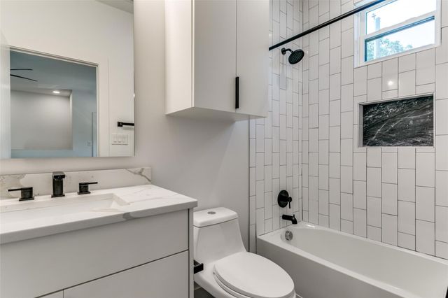 939 N Buckner Boulevard, Dallas, TX 75218