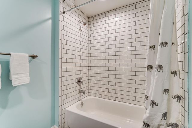 7534 Landau Drive, Bloomington, MN 55438