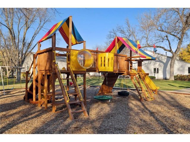 7534 Landau Drive, Bloomington, MN 55438