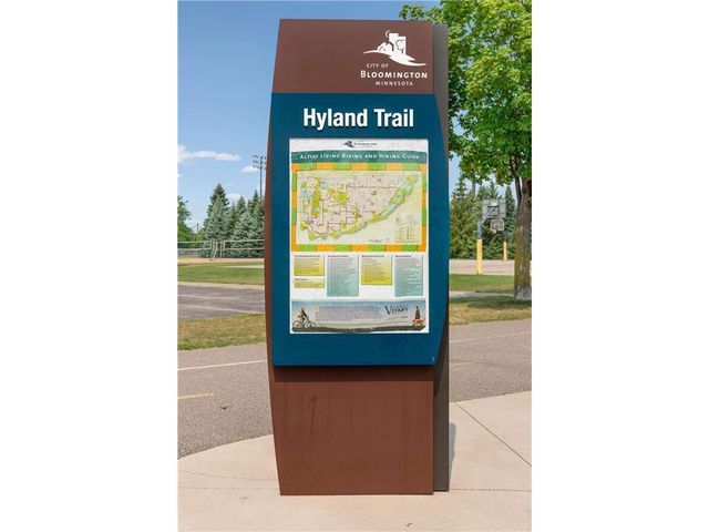 7534 Landau Drive, Bloomington, MN 55438