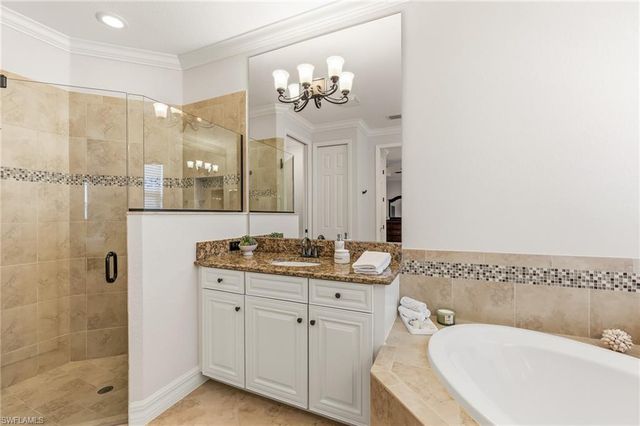 12614 Fenhurst WAY, Naples, FL 34120