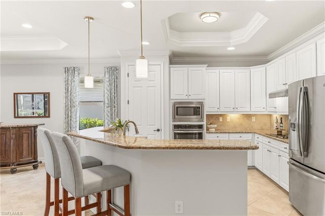 12614 Fenhurst WAY, Naples, FL 34120