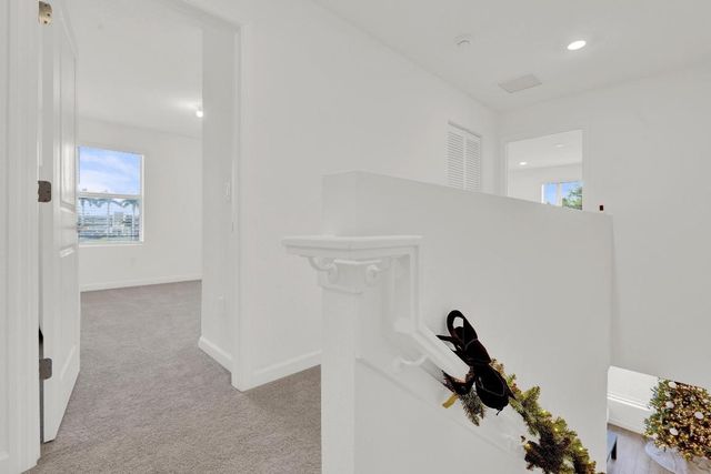 4246 Lagoon Shore Drive, Lake Worth, FL 33467