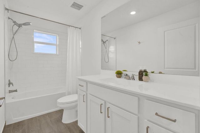 4246 Lagoon Shore Drive, Lake Worth, FL 33467