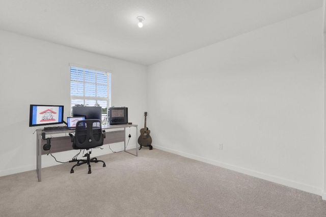 4246 Lagoon Shore Drive, Lake Worth, FL 33467