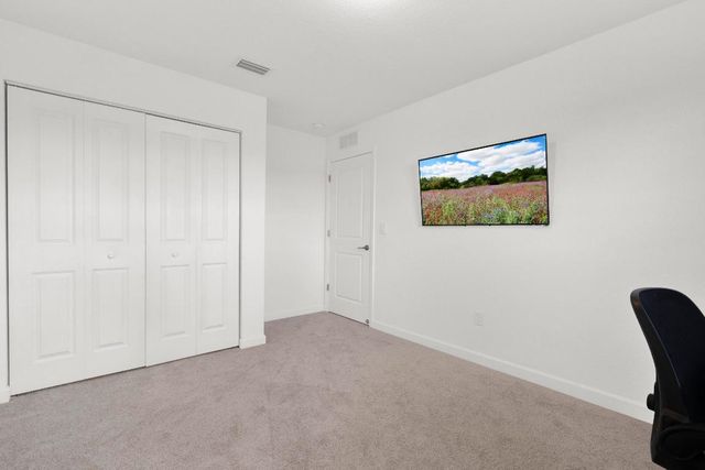 4246 Lagoon Shore Drive, Lake Worth, FL 33467