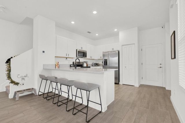 4246 Lagoon Shore Drive, Lake Worth, FL 33467