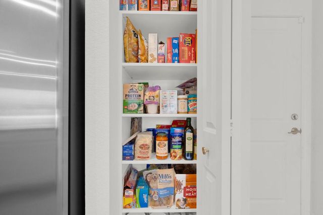 4246 Lagoon Shore Drive, Lake Worth, FL 33467