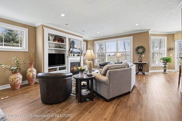 585 Aquila Drive, East Lansing, MI 48823