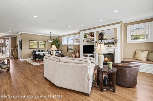 585 Aquila Drive, East Lansing, MI 48823