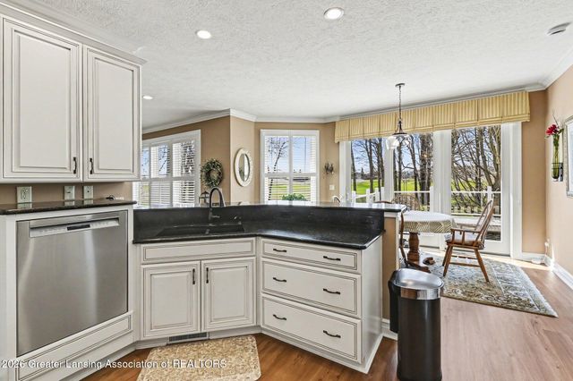 585 Aquila Drive, East Lansing, MI 48823