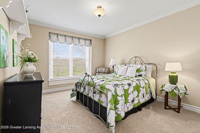 585 Aquila Drive, East Lansing, MI 48823