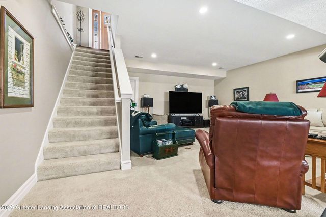 585 Aquila Drive, East Lansing, MI 48823