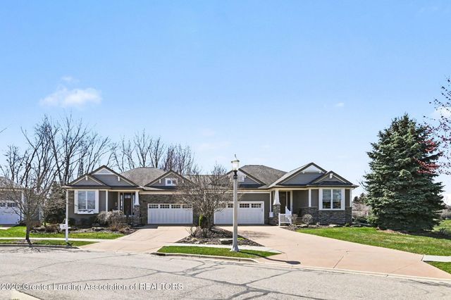 585 Aquila Drive, East Lansing, MI 48823