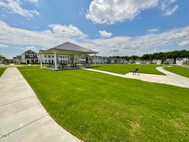 27 Pansy Park, Clayton, NC 27520