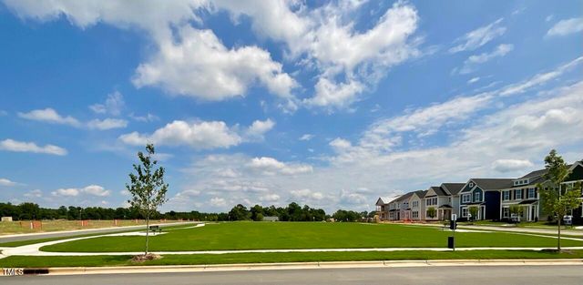 27 Pansy Park, Clayton, NC 27520