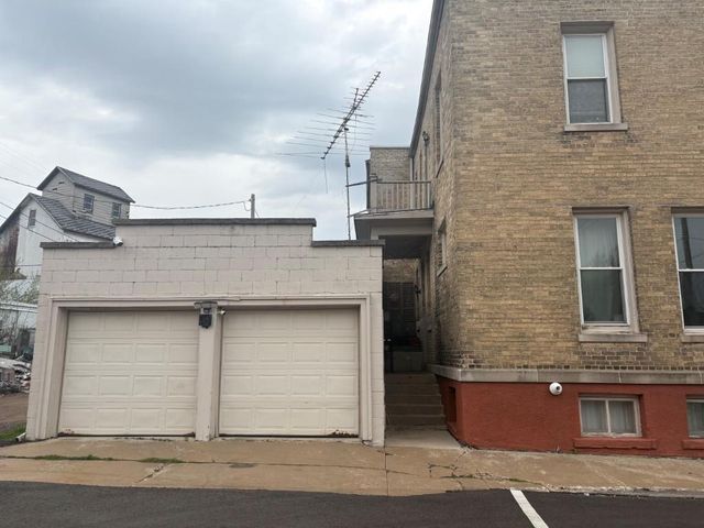 705 S WATER STREET, Unknown, WI 53048