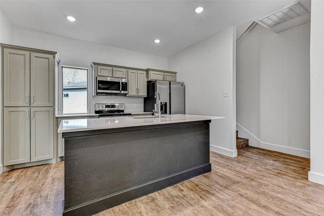 3060 W Crawford Street 601, Denison, TX 75020