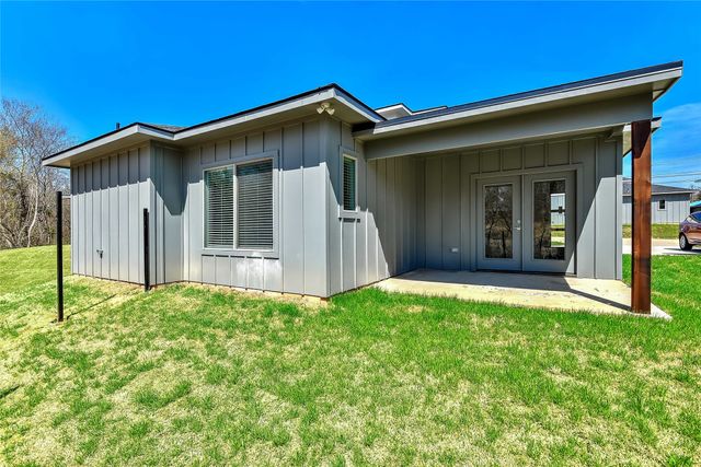 3060 W Crawford Street 601, Denison, TX 75020