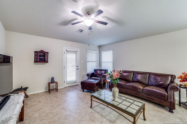 8515 Loska, San Antonio, TX 78251