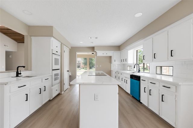 15626 Ripplewind Ln, Houston, TX 77068