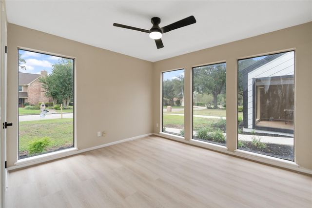 15626 Ripplewind Ln, Houston, TX 77068