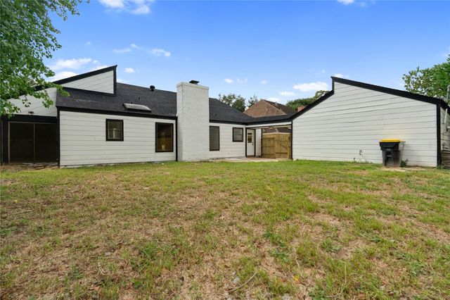 15626 Ripplewind Ln, Houston, TX 77068