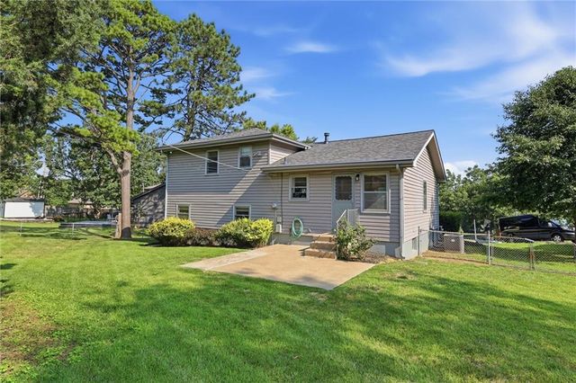 10729 Mcgee Street, Kansas City, MO 64114