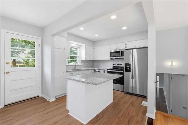 10729 Mcgee Street, Kansas City, MO 64114
