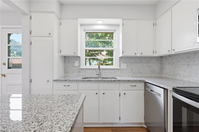 10729 Mcgee Street, Kansas City, MO 64114