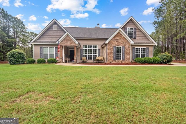 234 Emmett Young Road, Grantville, GA 30220