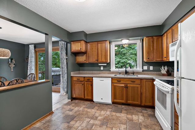 1204 Birch Drive, Hudson, WI 54016
