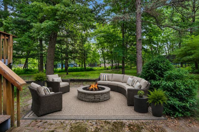 1204 Birch Drive, Hudson, WI 54016
