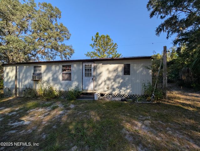 131 RAINBOW Road, Crescent City, FL 32112