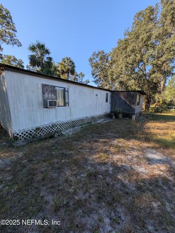 131 RAINBOW Road, Crescent City, FL 32112