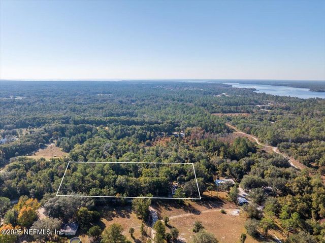 131 RAINBOW Road, Crescent City, FL 32112