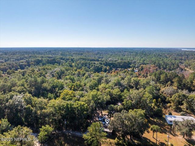 131 RAINBOW Road, Crescent City, FL 32112