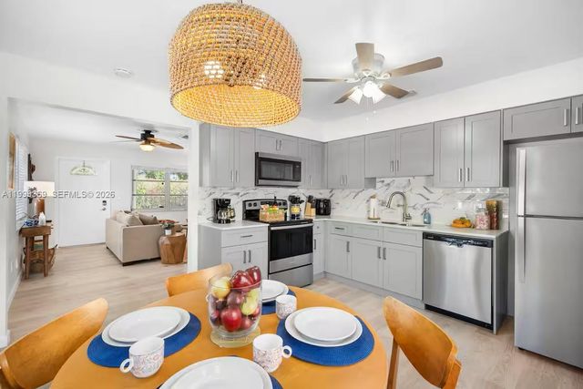 108 SE 4th Ter A, Dania Beach, FL 33004