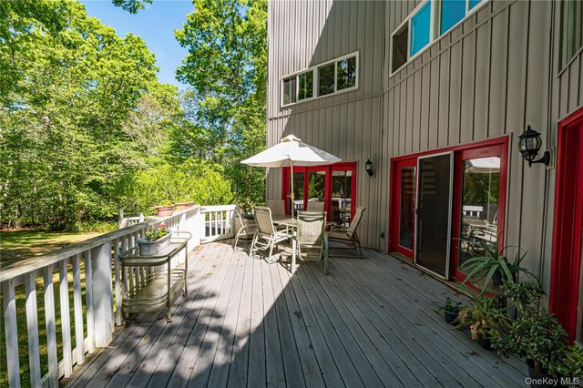 14 Sylvester Road, Wading River, NY 11792