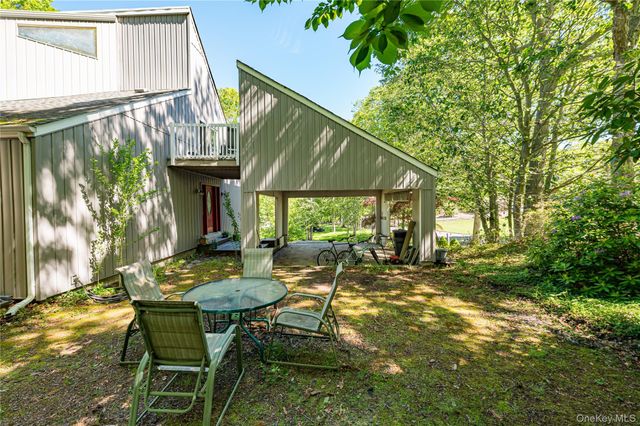 14 Sylvester Road, Wading River, NY 11792