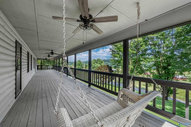 6654 County Road 223, Collinsville, AL 35961