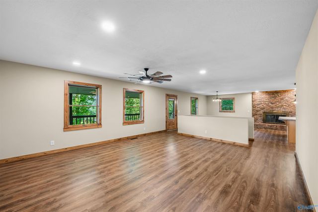 6654 County Road 223, Collinsville, AL 35961