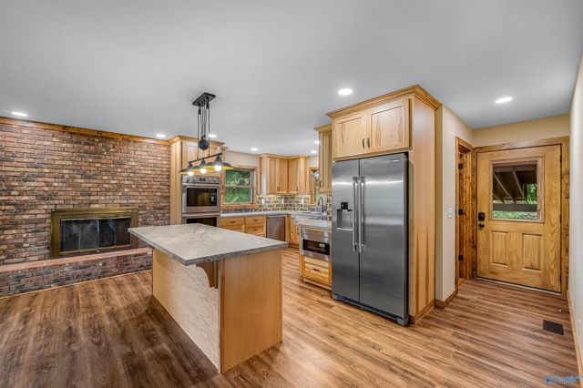 6654 County Road 223, Collinsville, AL 35961