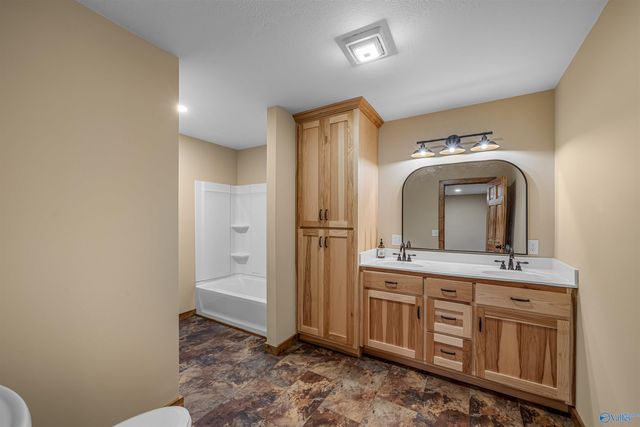 6654 County Road 223, Collinsville, AL 35961